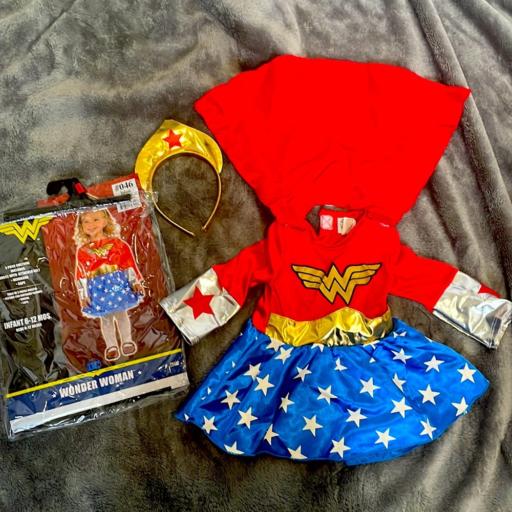 Wonder Woman costume sz 6-12 months